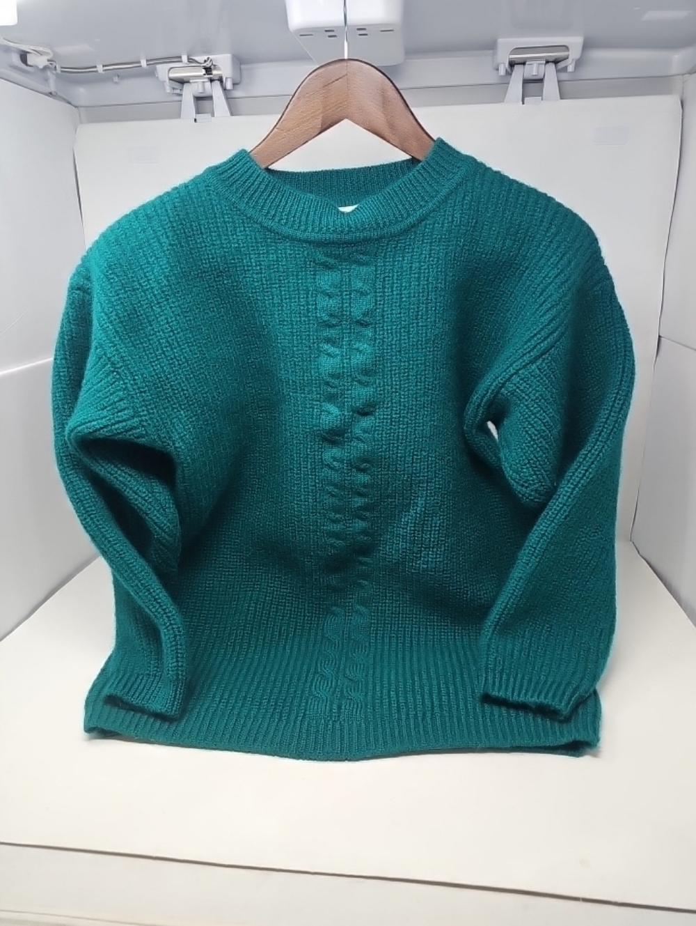 Gap Clothing Co Teal Cable-Detail Crewneck Sweater - Women